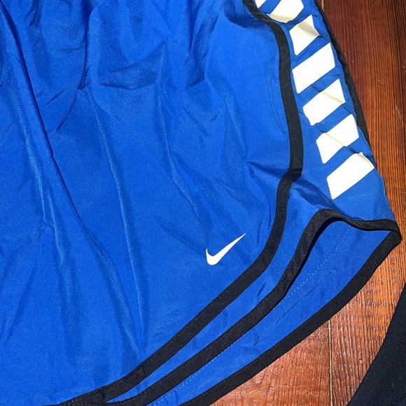 Plus Size Nike Tempo Shorts - Picture 2 of 4
